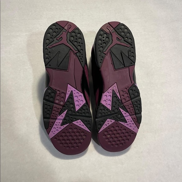 Jordan’s - Picture 2 of 3